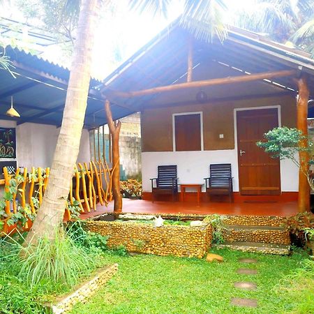 Nature Lovers Safari & Villa Udawalawe Eksteriør billede
